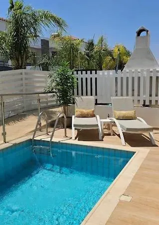 Erato 08 Athena Villas - Pernera וילה פרוטאראס